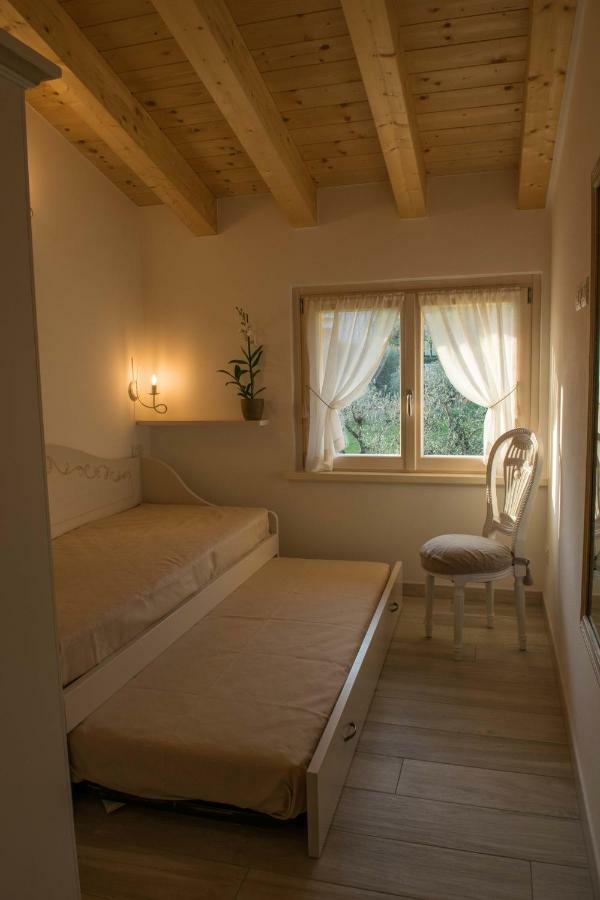 Alle Vignole Garda  Bagian luar foto