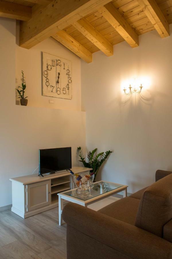Alle Vignole Garda  Bagian luar foto